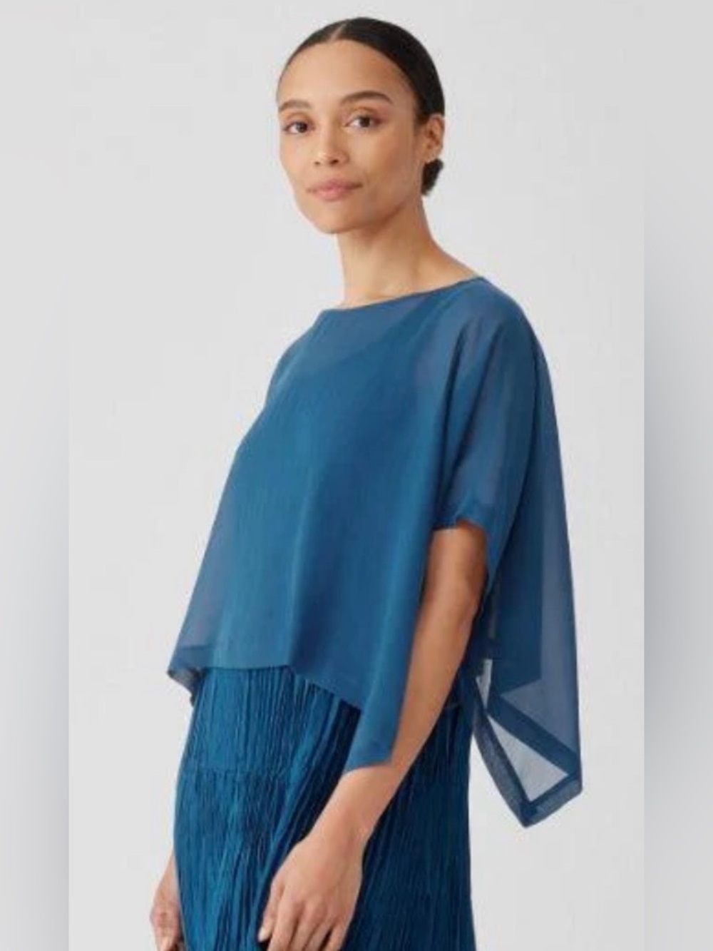 EILEEN FISHER SHEER SILK GEORGETTE PONCHO, SIZE 1X/2X.